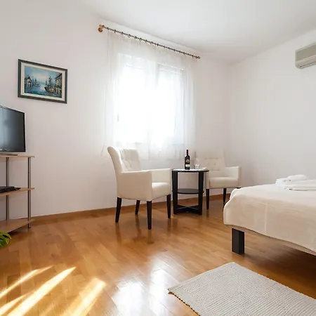 Beach Apartments Rafael Zadar Cameră foto